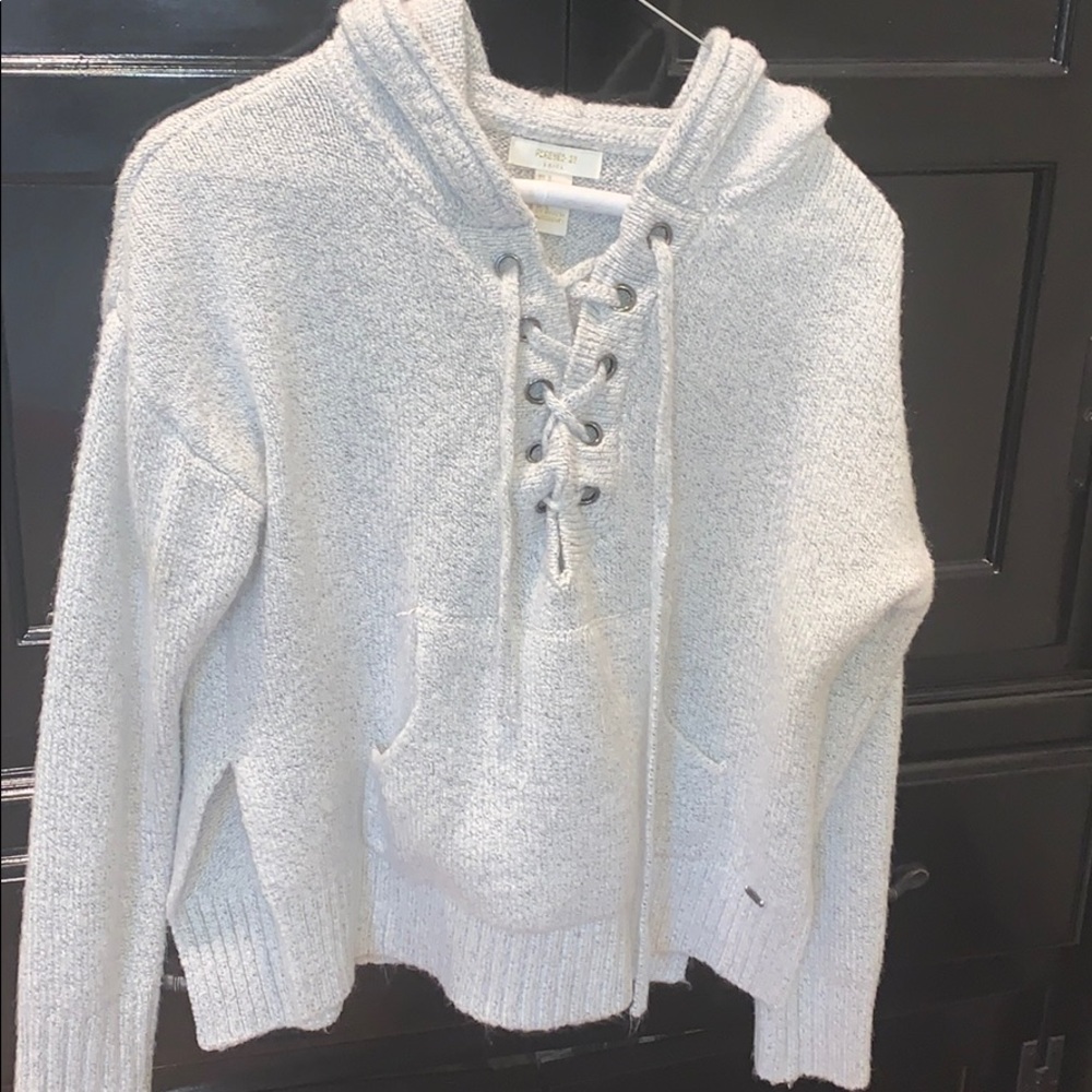 Forever 21 hooded sweater